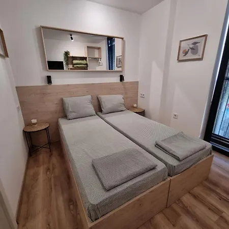 Apartamento Polina - 2bd Next To Sea Garden With Parking